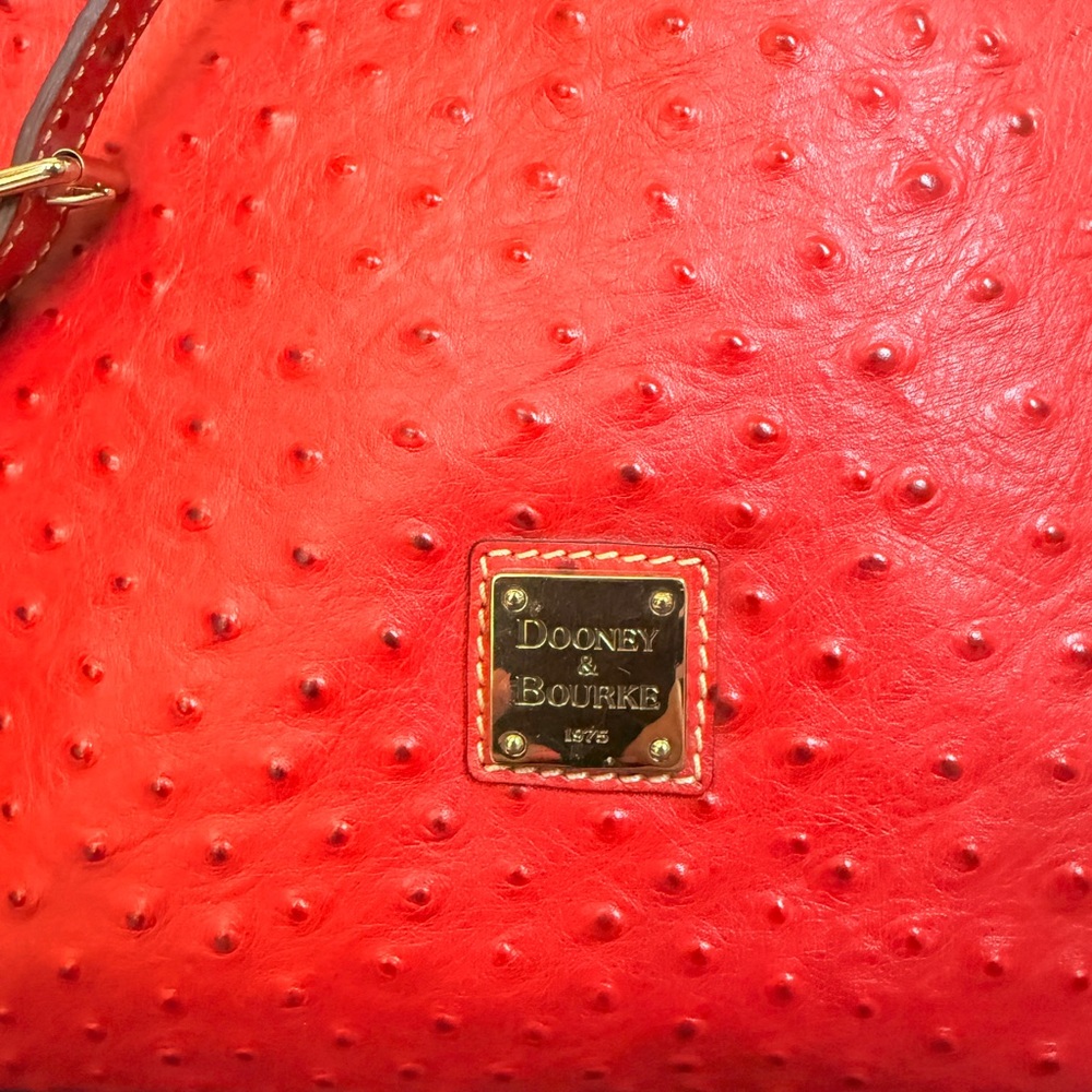 Dooney & Bourke red ostrich bag - Picture 2 of 10